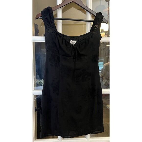 Princess Polly Dresses & Skirts - Y2K 90s Babydoll Mini Dress Size 4 Black Milkmaid Lace Whimsygoth Grunge.    X